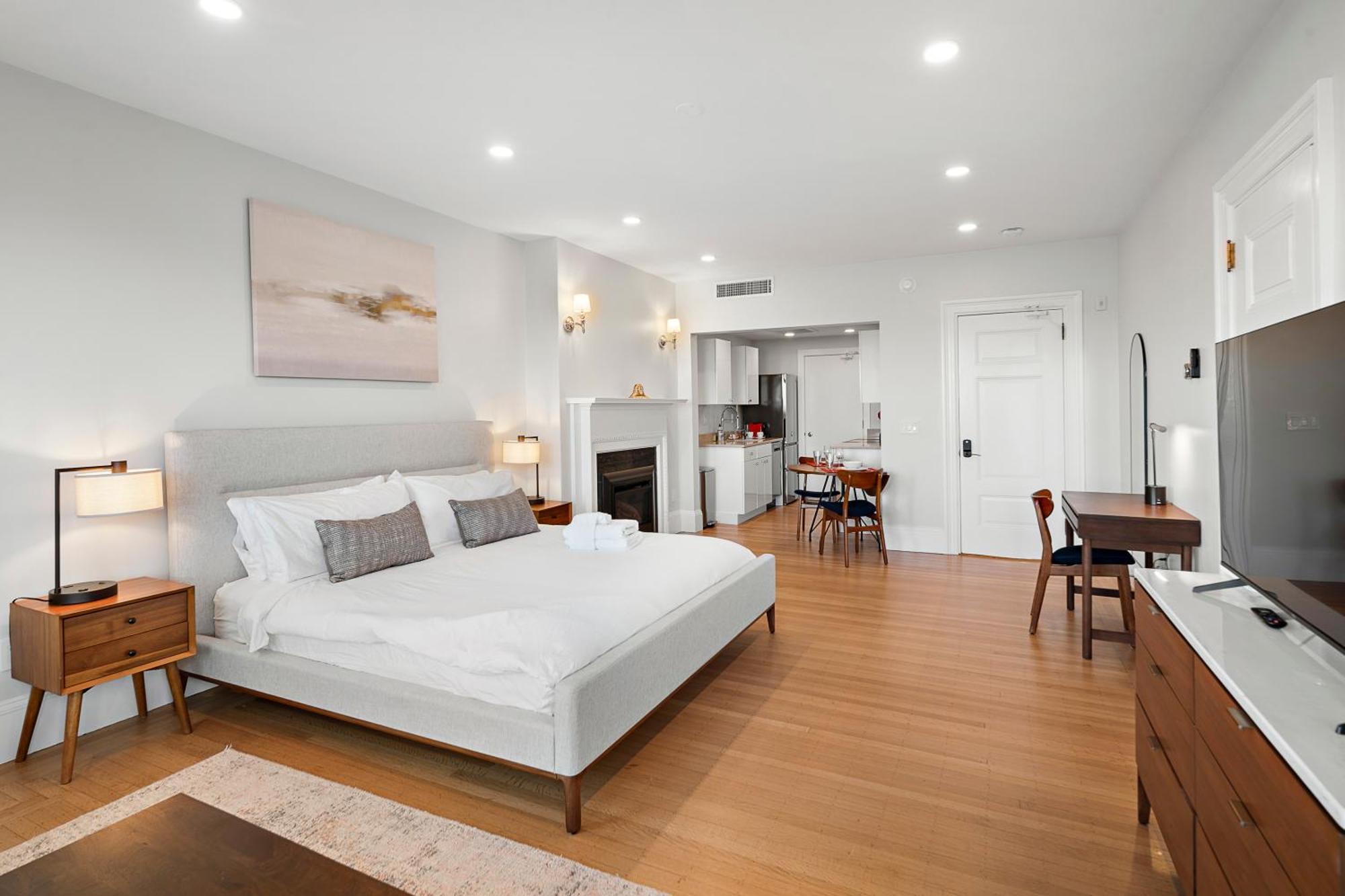 Charlesgate Suites Boston Exterior photo