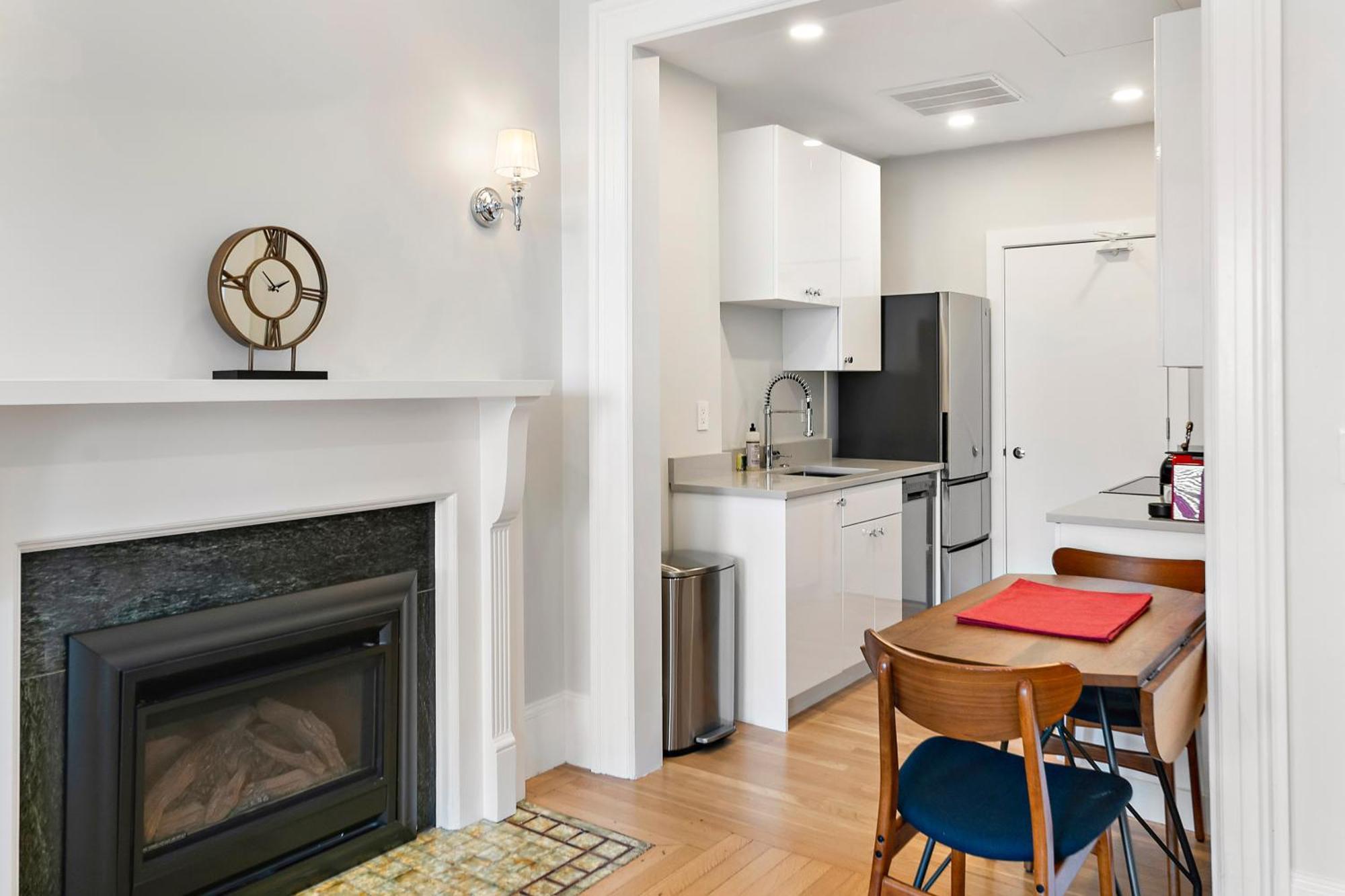 Charlesgate Suites Boston Exterior photo